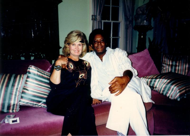 2XL.jpg - Dobie & friend, Lynn Anderson.