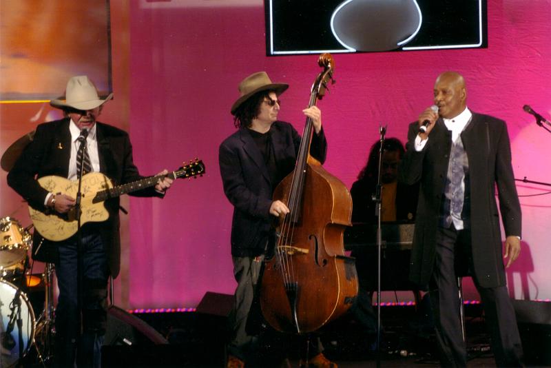 8XL.jpg - Dobie Performing with “Drift Away” Composer, Mentor Williams & Bassist-Producer, Don Was – ASCAP Awards presentation – Beverly
Wilshire Hotel – 2003.